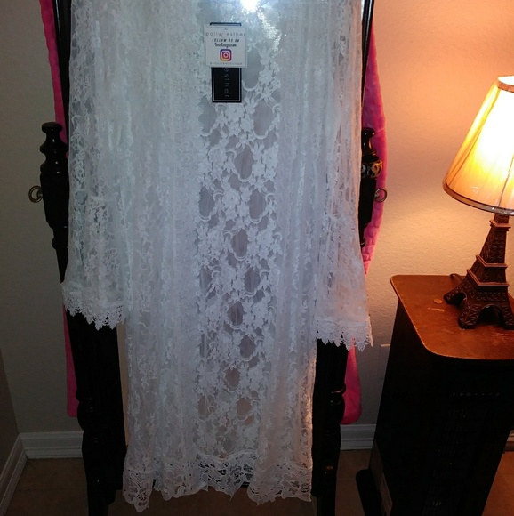 Top - Picture 2 of 4